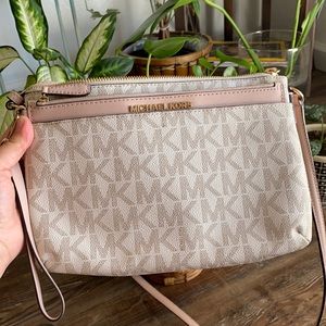 Michael Kors Crossbody